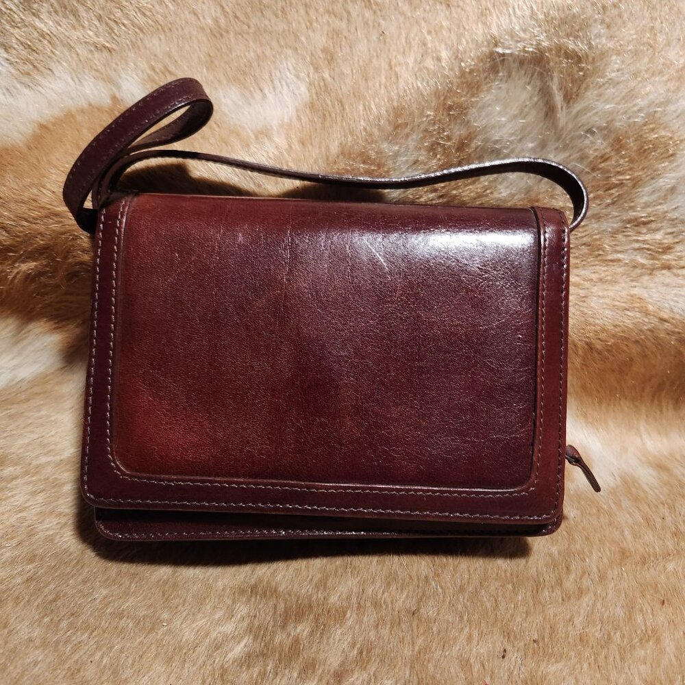 Vintage Brahmin Brown Leather Crossbody Bag With Snap Closure Designer Classic